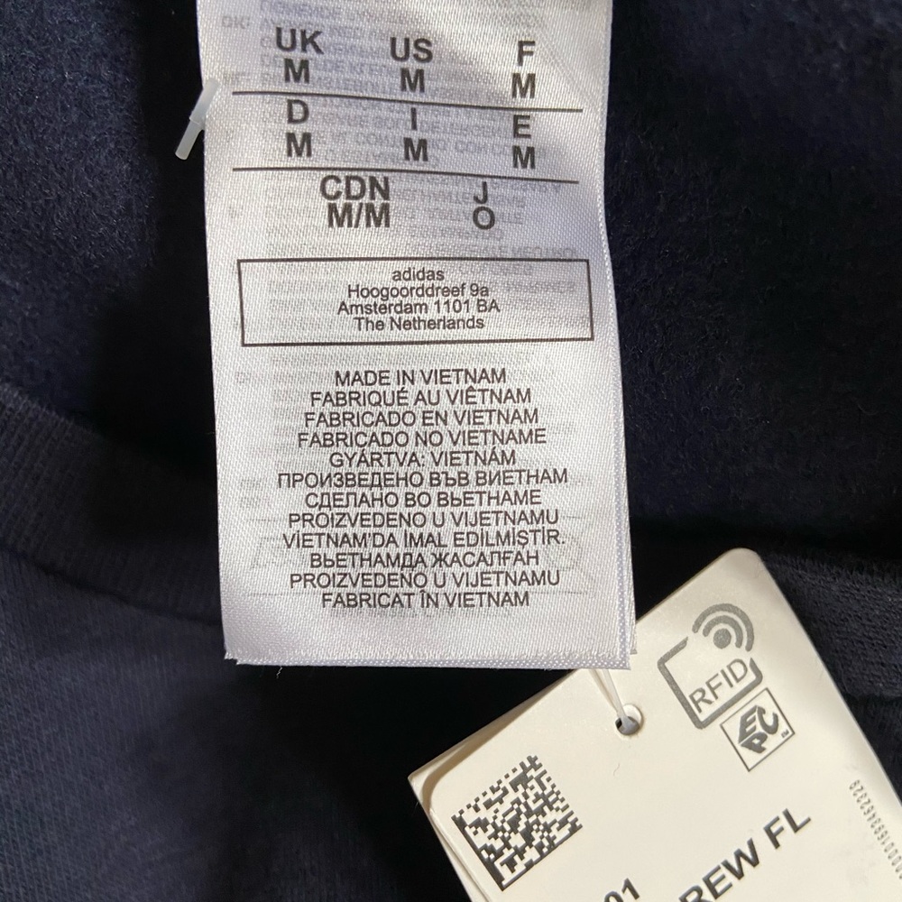 NEW Adidas Mens Fleece Logo Crew Neck Sweatshirt - Picture 11 of 11